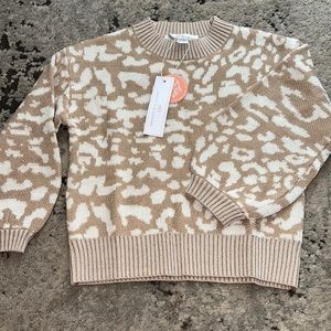 NWT Bubble Sleeve Sweater